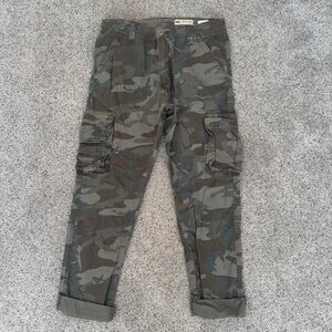 Wrangler cargo pants